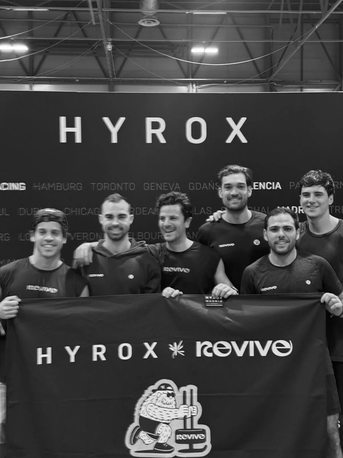 Comunidad HYROX Revive — viajes y competiciones