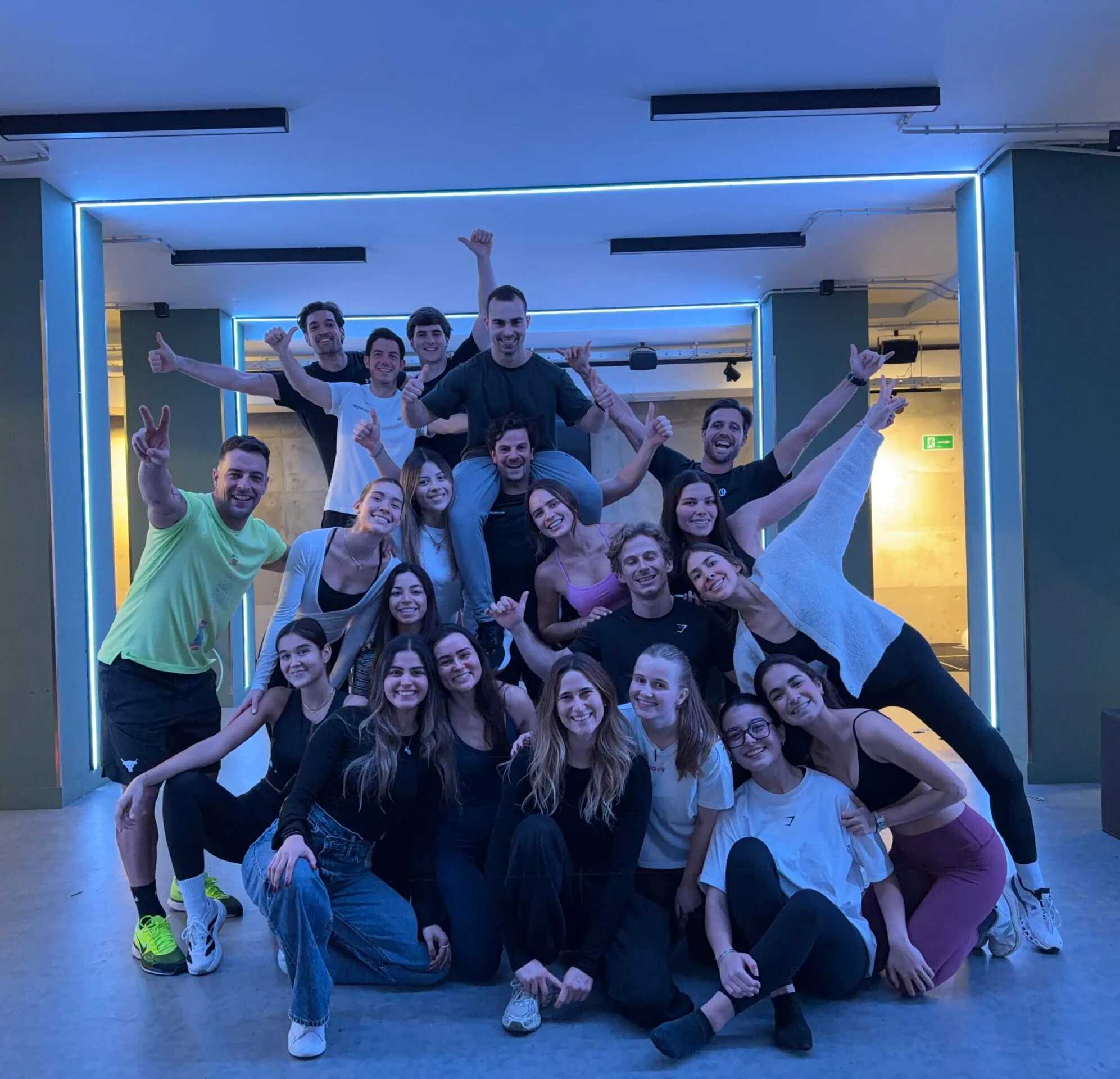Comunidad Revive — entrenamiento HYROX en grupo Madrid